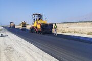 ببينيد | ارتقای كيفی سطح رويه آسفالتی جاده پلیاكريل اصفهان
