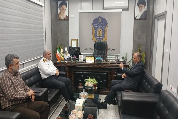 نشست مشترک مدیرکل راه وشهرسازی گیلان با پلیس راهور استان دیدار با پلیس راهور