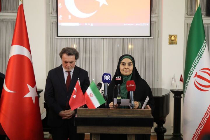 وزیر راه و شهرسازی عنوان کرد: فرصت بیبدیل تقویت حمل و نقل و ترانزیت منطقهای و بینالمللی ایران و ترکیه به عنوان پل میان آسیا و اروپا صادق ترکیه