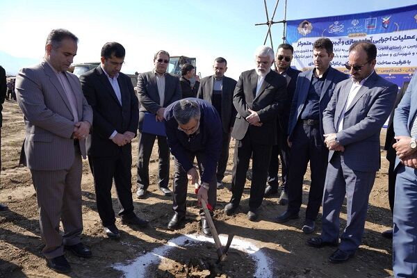 واگذاری متمرکز ۲۲۱ قطعه زمین با ظرفیت ۸۹۰ واحد مسکونی درگلستان به ایثارگران مالکی کلنگ زنی