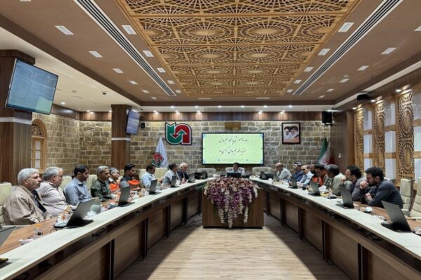 ویدیو| برگزاری دوره آموزشی بمناسبت«گرامیداشت هفته پدافند غیرعامل» ️ویدیو/ برگزاری دوره آموزشی بمناسبت«گرامیداشت هفته پدافند غیرعامل» بوشهر