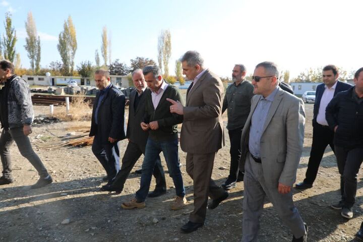 اجرای بیش از ۱۰۰ طرح بزرگ احداث ساختمانهای دولتی در کشور