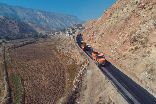 آسفالت راه روستایی سیروان