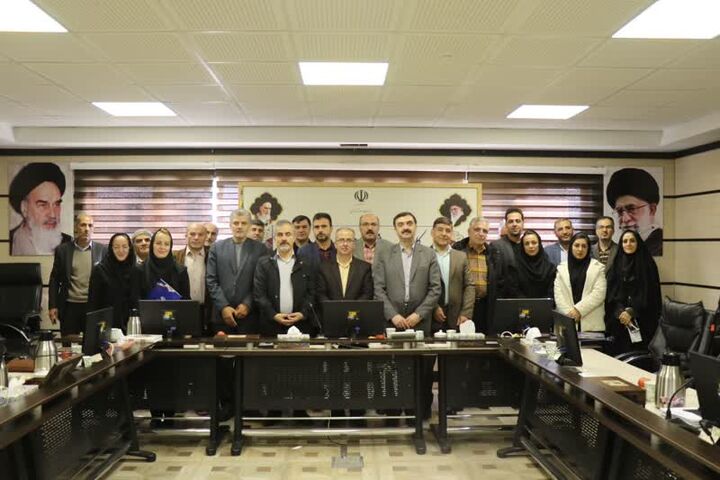 جامعه ایثارگری اداره کل راه و شهرسازی استان زنجان تجلیل شدند غغغ