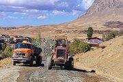 ببينيد | اجراي پروژه‌هاي راهداري در شهرستان فريدون‌شهر
