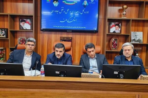 آغاز پروژه بهسازی و روکش آسفالت کریدور شمال- جنوب کشور در استان کرمان آغاز پروژه بهسازی و روكش آسفالت كريدور شمال- جنوب كشور در استان كرمان