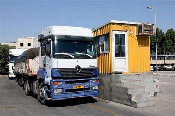 سامانه مدیریت تردد ناوگان حمل و نقل در بنادر غرب هرمزگان عملیاتی شد غرب هرمزگان