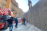 ببینید| بازدید مهندس علی زندی فر مدیر کل راهداری و حمل و نقل جاده ای استان البرز به همراه مهندس قدمی معاون حمل و نقل اداره کل از پروژه احداث گالری خوزنکلا در محور کرج- کندوان