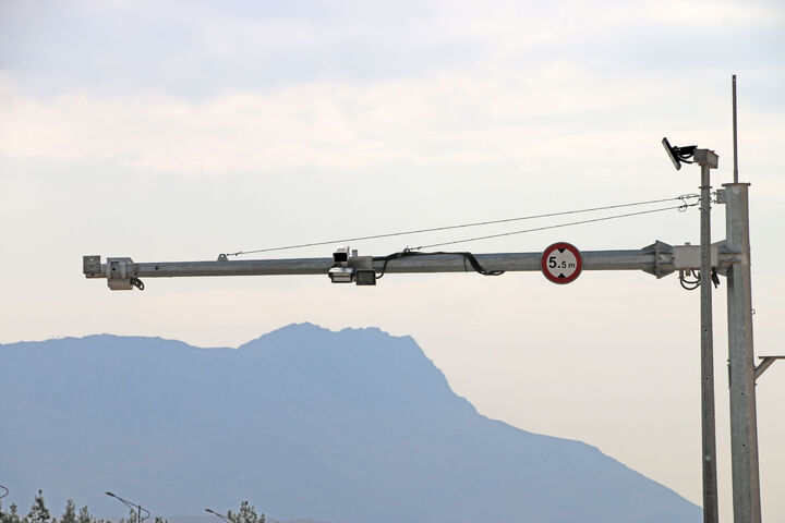 افزایش سامانههای ثبت تخلف سرعت آزادراه شیراز-اصفهان افزايش سامانه هاي ثبت تخلف سرعت آزادراه شيراز-اصفهان