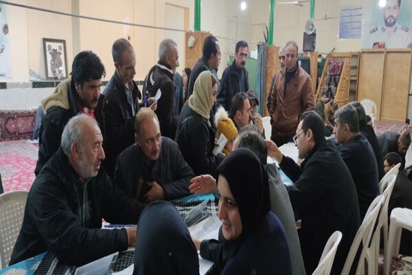 برپایی میز خدمت و دیدار مردمی اداره کل راه و شهرسازی خراسان شمالی در حاشیه شهر بجنورد برپایی میز خدمت و دیدار مردمی اداره کل راه و شهرسازی خراسان شمالی به همراه فرمانداری و شهرداری بجنورد در حاشیه شهر بجنورد به مناسبت گرامیداشت هفته بسیج