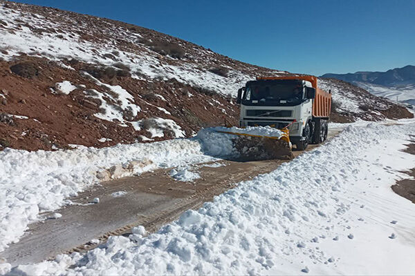 اجرای طرح زمستانی با ۳۰۰ دستگاه ماشین آلات راهداری در اردبیل  راهداری زمستانی