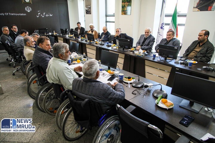 ارتقا و مناسب سازی خدمات برای جانبازان در اولویت وزارت راه و شهرسازی قرار میگیرد ببینید | برگزاری جلسه امور ایثارگران وزارت راه و شهرسازی و نمایندگان انجمن جانبازان نخاعی با حضور سردار هادیان فرد