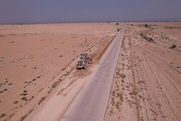 ویدیو/  پروژه تعریض و بهسازی محور روستایی سمیعا شهرستان دشتستان استان بوشهر