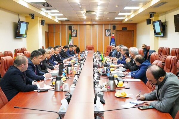 توافق تهران و بیشکک برای ایجاد مرکز مشترک لجستیکی با اورآسیا در بنادر ایران نشست