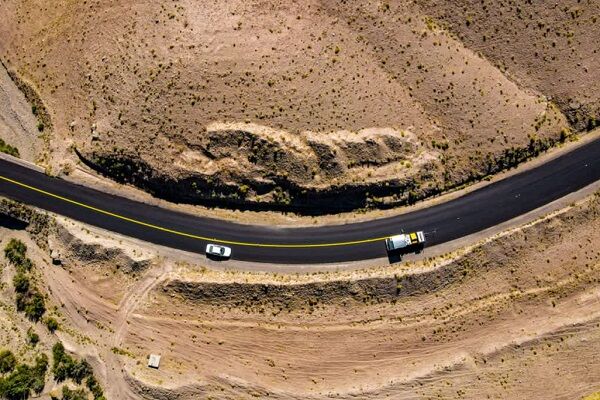 انجام بیش از ۹۸۰ کیلومتر خط کشی در محورهای خراسان جنوبی خط کشی خراسان جنوبی.jpg