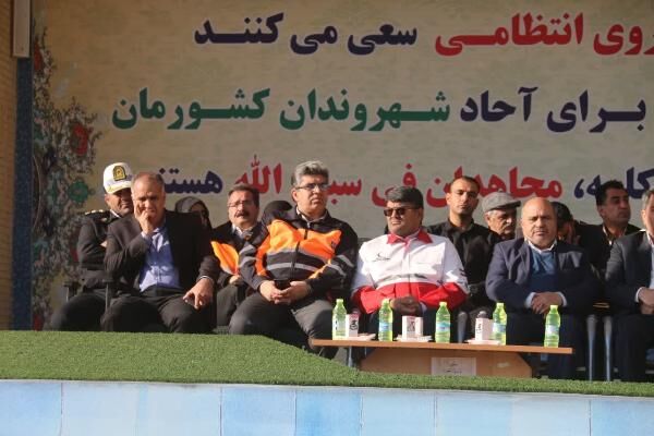 وجود ۲۵ گردنه برفگیر در استان کرمان در استان کرمان ۲۵ گردنه برفگیر وجود دارد