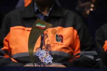 ببینید | تقدیر از اداره کل راهداری و حمل و نقل جاده ای استان اصفهان در بيست و هفتمين جشنواره شهید رجایی