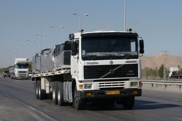 حمل حدود 27 ميليون تن كالا توسط ناوگان باربری استان كرمان طی 8 ماه امسال