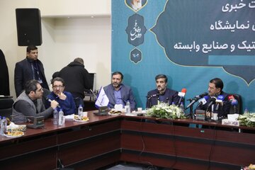 ببینید | نشست خبری معاونین وزیر راه و شهرسازی در هشتیمن نمایشگاه حمل و نقل، لجستیک و صنایع وابسته (۲)