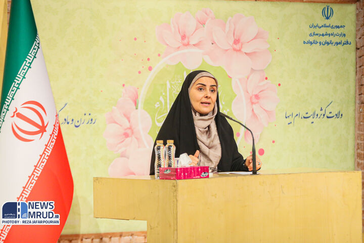 تاکید وزیر راه و شهرسازی بر نقش کلیدی زن در خانواده و جامعه / محدودیتی برای نقش آفرینی زنان در جامعه وجود ندارد ببینید | حضور وزیر راه و شهرسازی در آیین گرامیداشت میلاد حضرت فاطمه (س) و روز زن