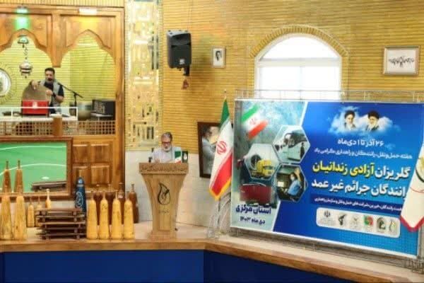 آزادسازی ۴ زندانی جرایم غیر عمد به دست توانمند جامعه حمل و نقل جاده‌ای استان مرکزی