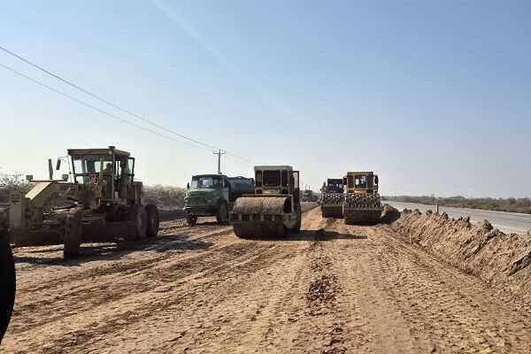 ببینید| عملیات اجرایی پروژه چهارخطه محور اهواز- خرمشهر