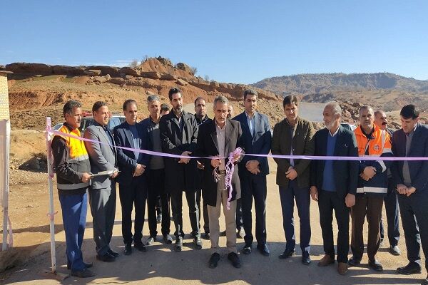 افتتاح ۱۰ کیلومتر آسفالت و زیرسازی راه روستایی در میربگ جنوبی شهرستان دلفان استان لرستان افتتاح