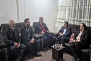 ببینیدl دیدار مدیرکل راه و شهرسازی خوزستان با خانواده های جانباختگان حادثه واژگونی اتوبوس حامل سربازان