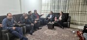 ببینیدl دیدار مدیرکل راه و شهرسازی خوزستان با خانواده های جانباختگان حادثه واژگونی اتوبوس حامل سربازان