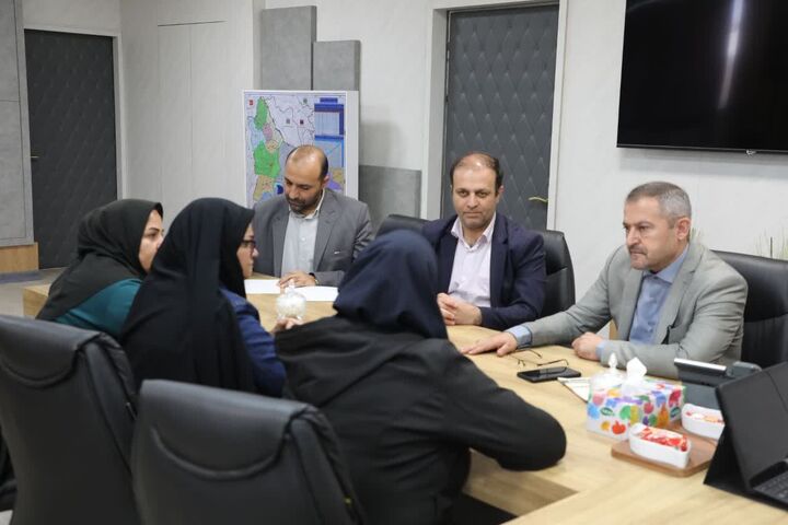 برگزاری ملاقات مردمی سرپرست اداره کل راه و شهرسازی آذربایجانغربی