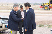 بازدید مدیر کل راه و شهرسازی لارستان به همراه مدیرکل ساخت و توسعه راههای منطقه جنوب از قطعات در حال احداث باند دوم محور لار-بندرعباس