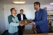ببینید| تبريک سال نو ميلادی به فرماندهان و خدمه کشتیهای خارجی مستقر در اسکلههای بنادر امیرآباد و امام خمینی