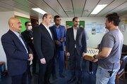 ببینید| تبريک سال نو ميلادی به فرماندهان و خدمه کشتیهای خارجی مستقر در اسکلههای بنادر امیرآباد و امام خمینی