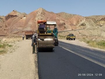 ۶۲ کیلومتر از راه‌های روستایی استان زنجان روکش آسفالت شد