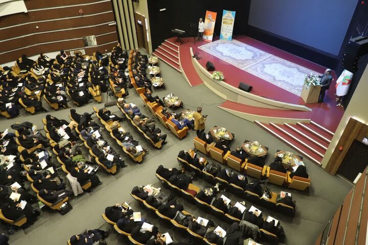 ویدیو | همایش ایمنی سفر و حفظ جمعیت جوان ویژه بانوان در اصفهان ببينيد | همايش ايمني سفر و حفظ جمعيت جوان در اصفهان