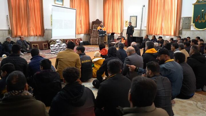 دوره آموزشی ایمنی و ترافیک ویژه راکبین موتورسیکلت در روستایی در استان مرکزی برگزار شد