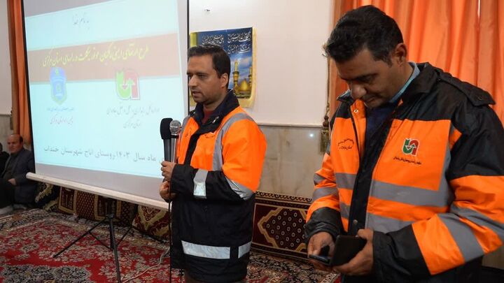 دوره آموزشی ایمنی و ترافیک ویژه راکبین موتورسیکلت در روستایی در استان مرکزی برگزار شد
