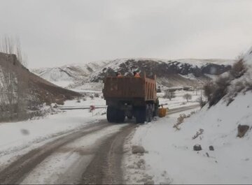 برف‌روبی بیش از ۹۰ درصد محورها و برقراری تردد روان در راه‌های ایجرود زنجان