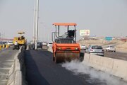 ببینید|با هدف ایمن سازی و ارتقای ضریب ایمنی کاربران جاده ای در آزادراه تهران-کرج عملیات نصب بلوک بتنی مفصلی(نیوجرسی) به طول ۱ کیلومتر محدوده گرمدره توسط اداره ایمنی راه اجرا شد