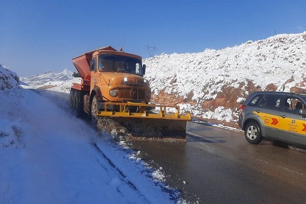 ویدیو| عملیات برفروبی گردنه گلهوار بخش سردشت از توابع شهرستان لردگان استان چهارمحال و بختیاری برف روبی