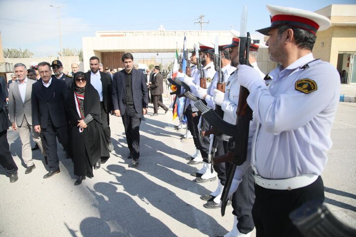 وزیر راه و شهرسازی از بندر خرمشهر بازدید کرد بندر خرمشهر