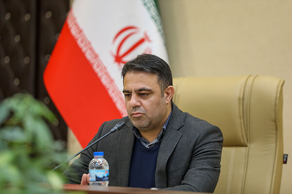 بیش از ۱۲ میلیون خودرو در دی ماه از محورهای مواصلاتی یزد عبور کردند خانی زاده سرپرست معاونت فنی یزد