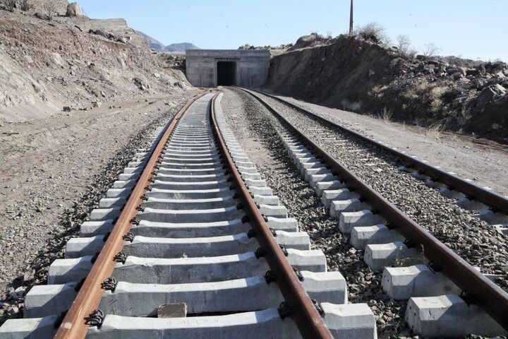 ویدیو| بازسازی ۵۷ کیلومتر از راهآهن یزد-کرمان با هزینهای بالغ بر ۱۱۴۰ میلیارد تومان راه آهن اردبیل