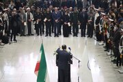 ببینید | شروع جشن‌های چهل‌و‌ششمین سالگرد پیروزی انقلاب اسلامی از محل ترمینال یک فرودگاه مهرآباد با حضور وزیر راه و شهرسازی