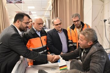 ویدیو| عیادت مدیران کل راه و شهرسازی و راهداری استان از مصدومان حادثه اردبیل-مشهد
