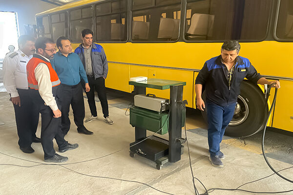 مراجعه بیش از ۷۸ هزار خودروی سنگین  به مراکز معاینه فنی در استان یزد مرکز معاینه فنی سنگین یزد