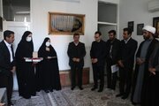 ببینید| دیدار سرپرست اداره کل راه و شهرسازی استان سیستان و بلوچستان از خانواده معظم شهدا همزمان با  دهه فجر