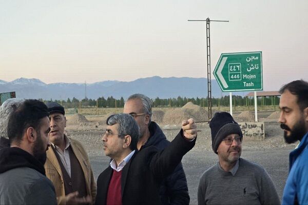 ویدیو| بررسی طرح ترافیک تقاطع سه راهی مجن با حضور مدیر کل راه و شهرسازی شرق استان سمنان (شاهرود) و رئیس پلیس راهور شرق سمنان