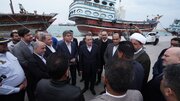 بازدید «سعید رسولی» معاون حملونقل وزیر راه و شهرسازی و سرپرست سازمان بنادر و دریانوردی از اسکله های بندر عسلویه و نخل تقی و گفتگو با فعالان دریایی و لنجداران منطقه