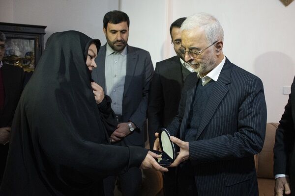 یک هزار و ۳۸۸ واحد مسکونی در استان سمنان افتتاح شد      وزیر کشور در سمنان